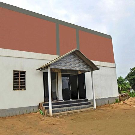 Spot On Jp Guest House Kaharpara Exterior photo