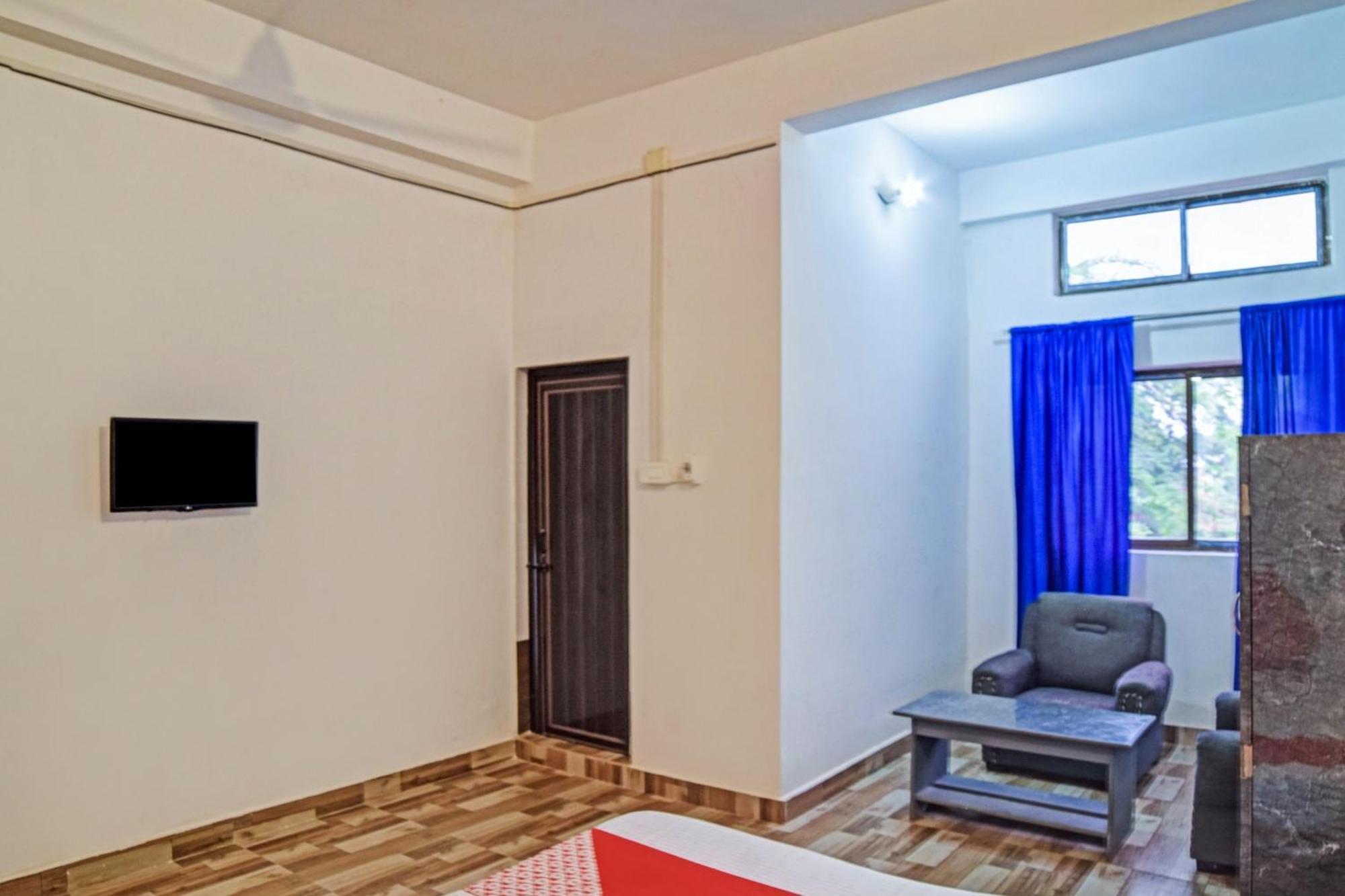 Spot On Jp Guest House Kaharpara Exterior photo